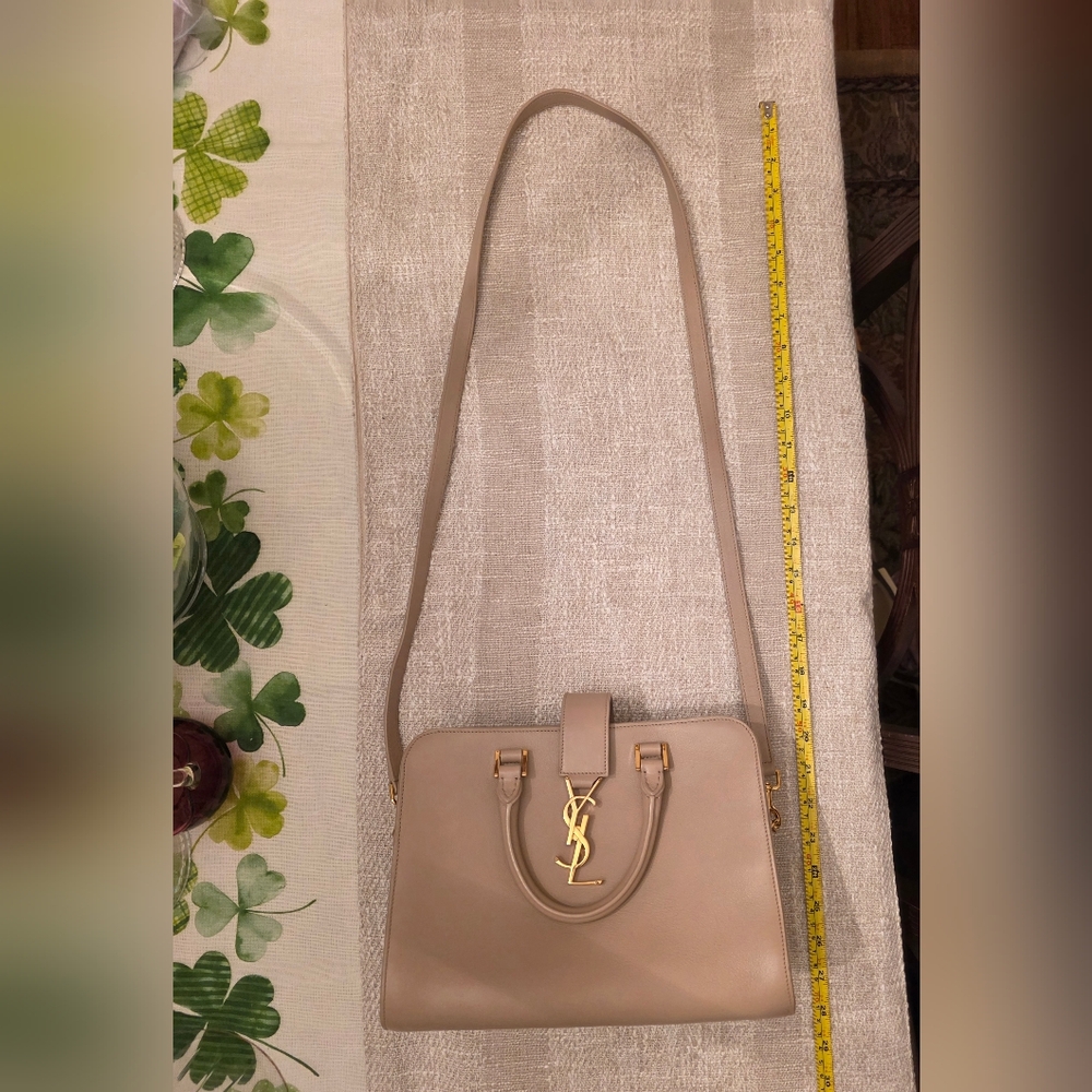 Pre-loved authentic YSL Cabas Baby Monogram Saint Laurent Beige Bag - Picture 17 of 17